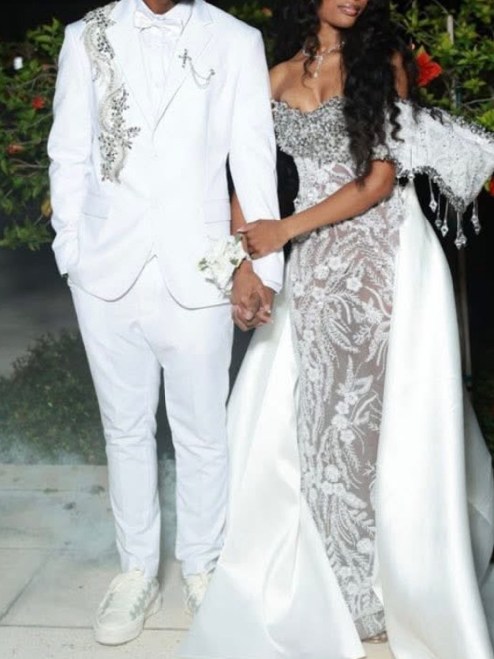 Elegant White Embellished Men's Suit & Blazer